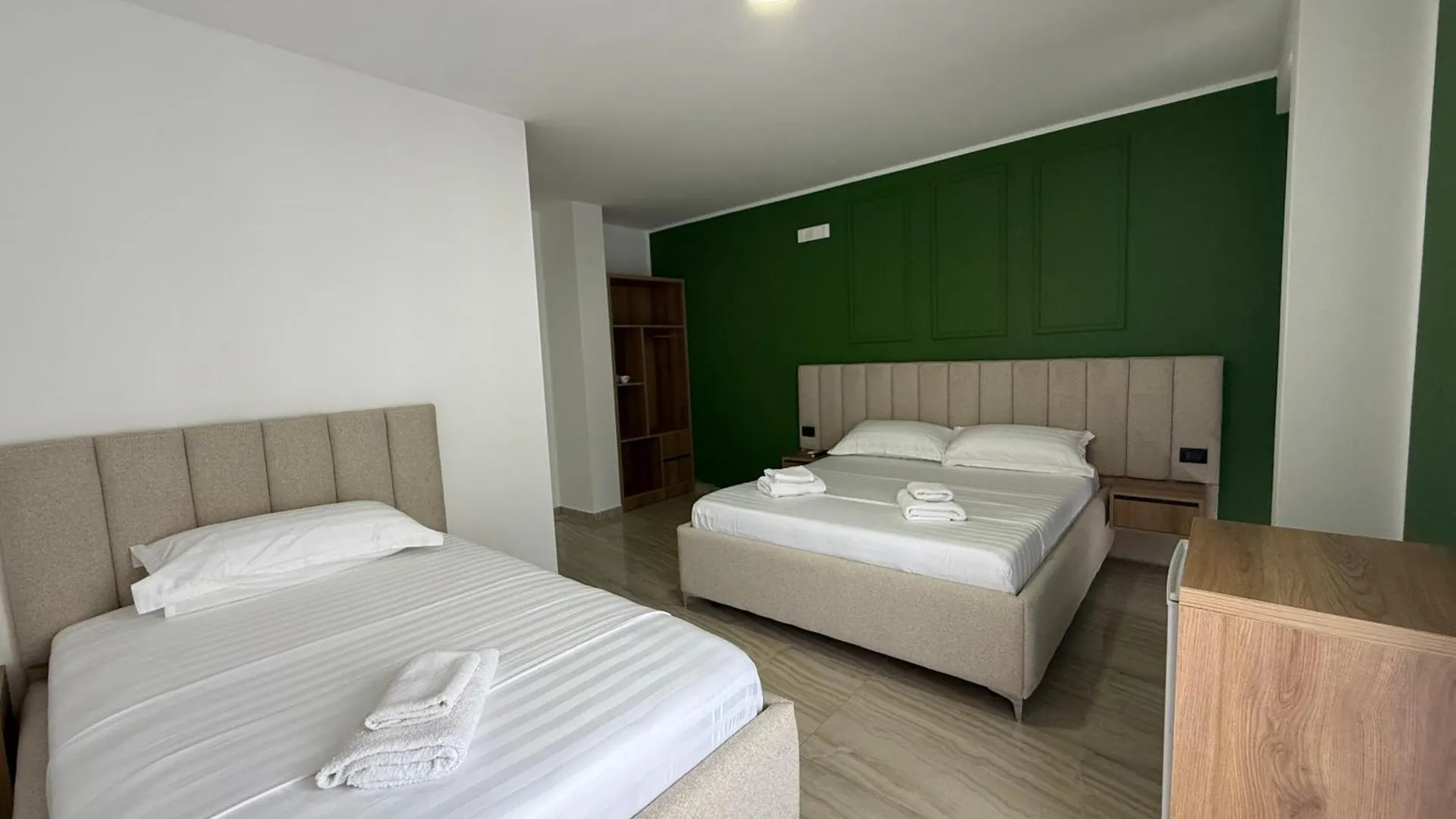 Hotel Leodori 2 Shëngjin 阿尔巴尼亚